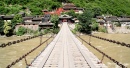 Un pont à Luding, Sichuan, Chine