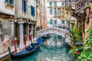 Canal tranquille à Venise, Italie