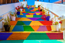 Escaliers colorés dans la rue de Tunis