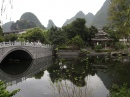 Pont et bâtiment à Yangshuo