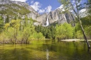 Rivière Merced et les chutes de Yosemite