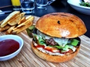 Hamburger et frites à Melbourne, Australie