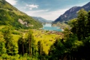Lac de Lungerersee dans les Alpes Suisses