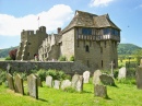 Château Stokesay vu de la cour de l'église
