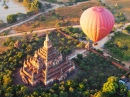 Ballons au-dessus de Bagan, Birmanie