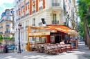 Café de rue à Montmartre, Paris