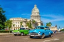 Voitures Américaines classiques à la Havane, Cuba