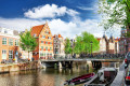 Canaux dans le centre ville d'Amsterdam