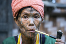 Femme de la tribu Muun en Birmanie
