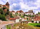 Ville Médiévale de Semur en Auxois, France