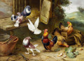 Poulets, une dinde et des pigeons