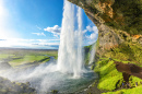 Cascades de Back of Seljalandsfoss, Islande