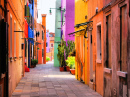 Rue colorée à Burano, Italie