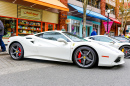 Ferrari blanche à Redmond, Washington