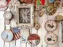 Horloges anciennes dans une boutique