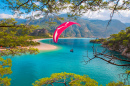 Parapente au-dessus de Oludeniz, Turquie