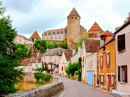 Ville fortifiée de Semur en Auxois, France