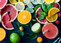 Tranches d'agrumes et jus