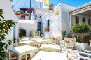 Café de la rue à Naxos, Grèce
