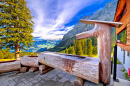 Fontaine en bois, Village dans les Alpes Suisses