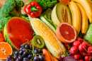 Assortiment de fruits et légumes crus
