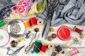 Outils de couture et fils