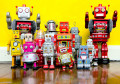 Jouets robots rétro