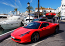 Ferrari rouge à Puerto Banus, Espagne