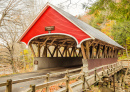 Pont couvert rouge dans le New Hampshire