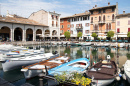 Vieux Port à Desenzano di Garda, Italie
