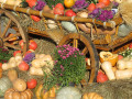 Chariot en bois avec citrouilles
