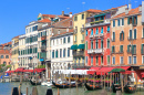 Maisons face au Grand Canal à Venise