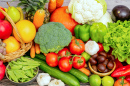 Légumes et fruits sur la table