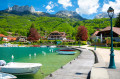 Ville Talloires au lac d’Annecy, France