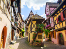 Village médiéval d’Eguisheim en Alsace, France