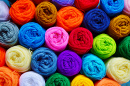 pelotes de laine colorées