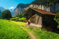 Grange en bois alpine dans l’Oberland bernois