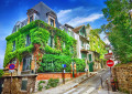 Rue du quartier de Montmartre, Paris, France