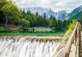 Lac de Fusine dans les Alpes italiennes