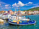 Vue sur le front de mer de Starigrad, île de Hvar