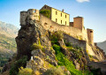 Vue pittoresque de la forteresse de Corte