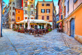 Rue pavée de la vieille ville de Rovinj, Croatie