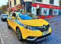 Renault Megane Taxi à Funchal, Madère