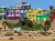 Maisons colorées près de la plage à Aghroud, Maroc