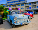 Deux Binômes Trabant 601 Universal bleus vintage