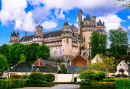 Impressionnant château médiéval Pierrefonds