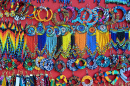 Boucles d’oreilles colorées tribales masaï en Tanzanie