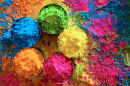 Peintures organiques pour le festival de Holi