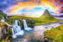 Vue de la cascade de Kirkjufellsfoss, Islande