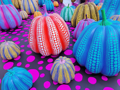 Exposition de citrouilles dansantes de Yayoi Kusama, Bangkok